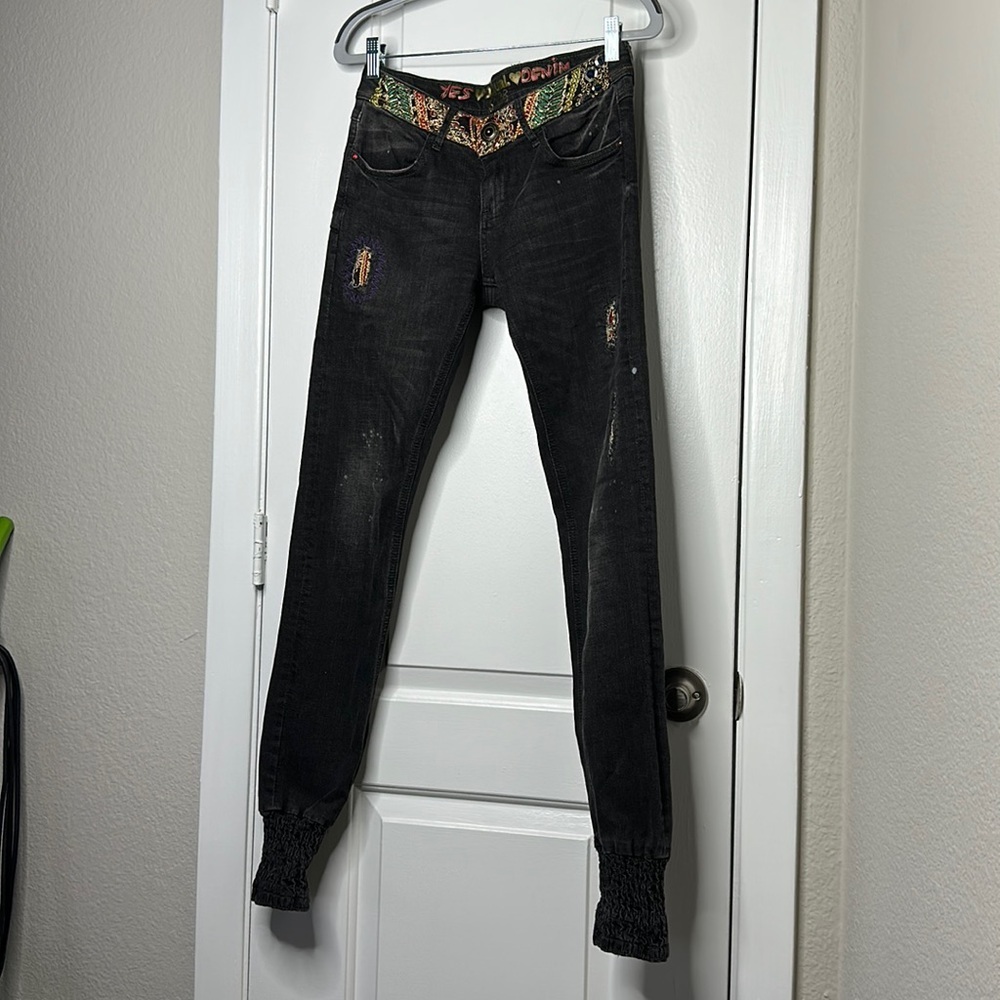 Desigual Pakaian Jadi Wanita Jeans Size 28 black embroidered gold jogger cool